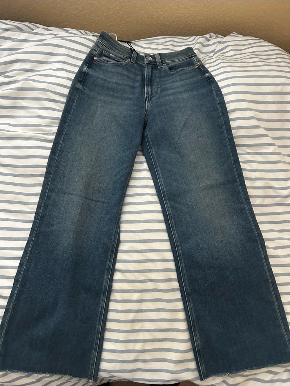 PAIGE Light Blue Wide Leg Crop Jeans - Picture 9 of 10